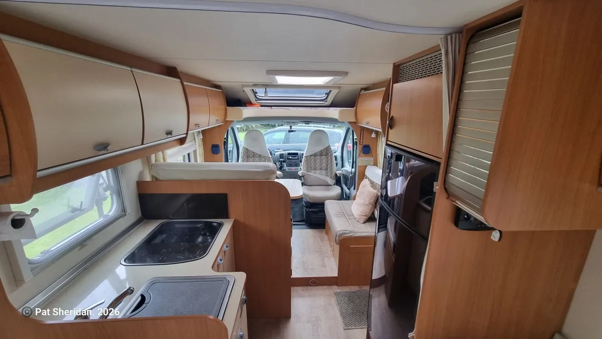 Motorhome - Image 2
