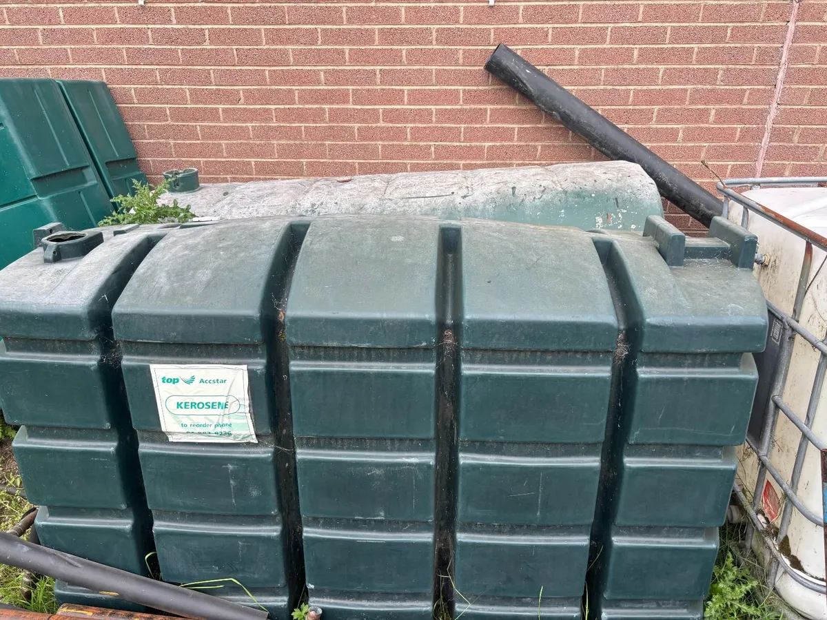 FREE oil and water tanks - Image 3