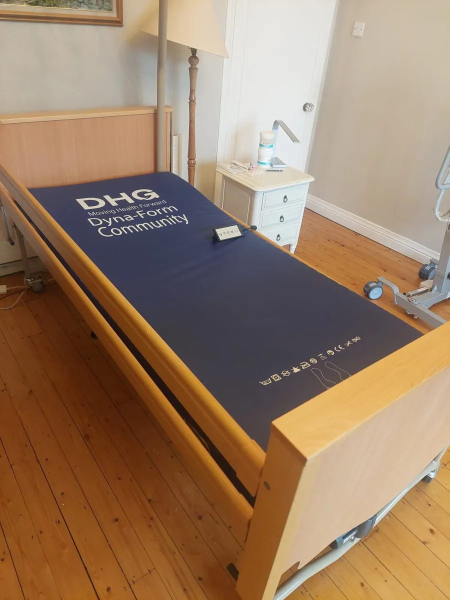 Adult electric orthopaedic bed - Image 2