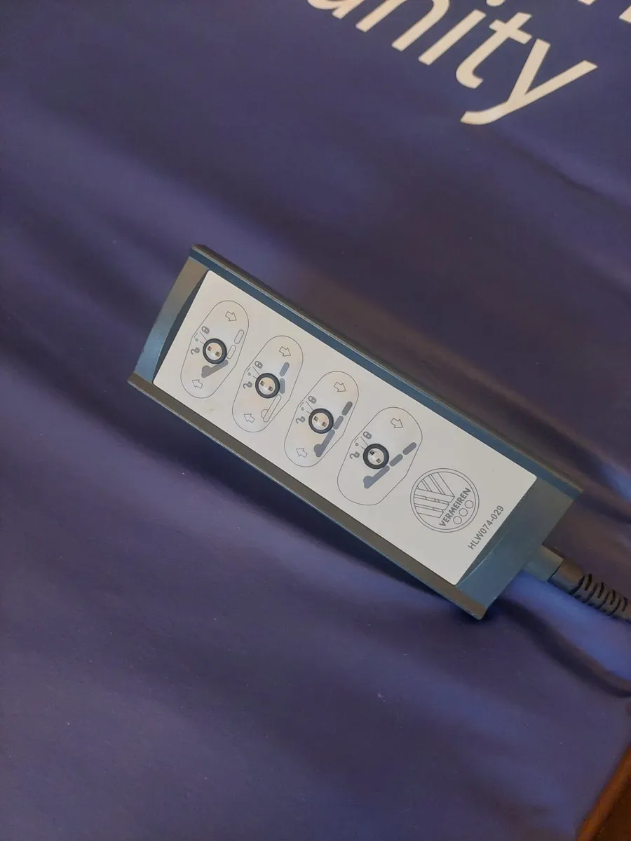 Adult electric orthopaedic bed - Image 3