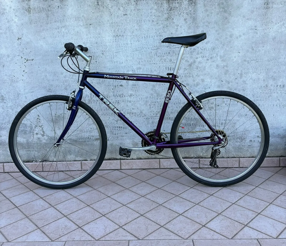 Mountain Bike - Image 1