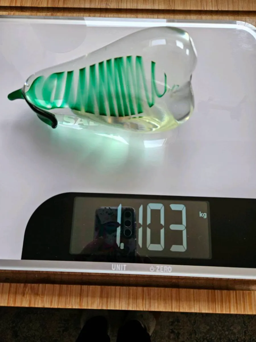 Glass paperweight - Image 3