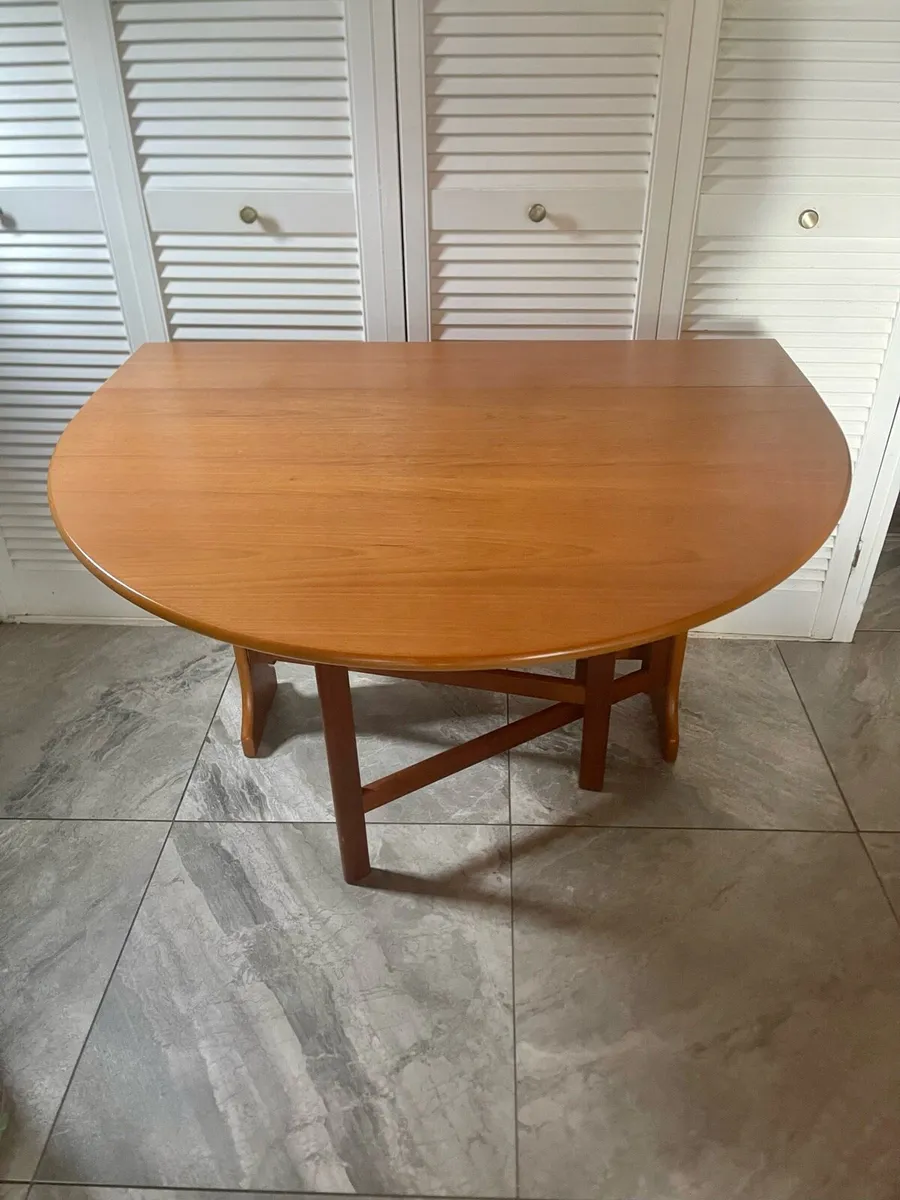 Mid century dining - Image 4