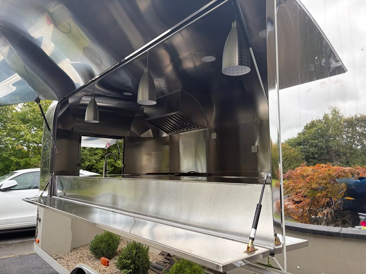 Airstream Food Trucks - Image 2
