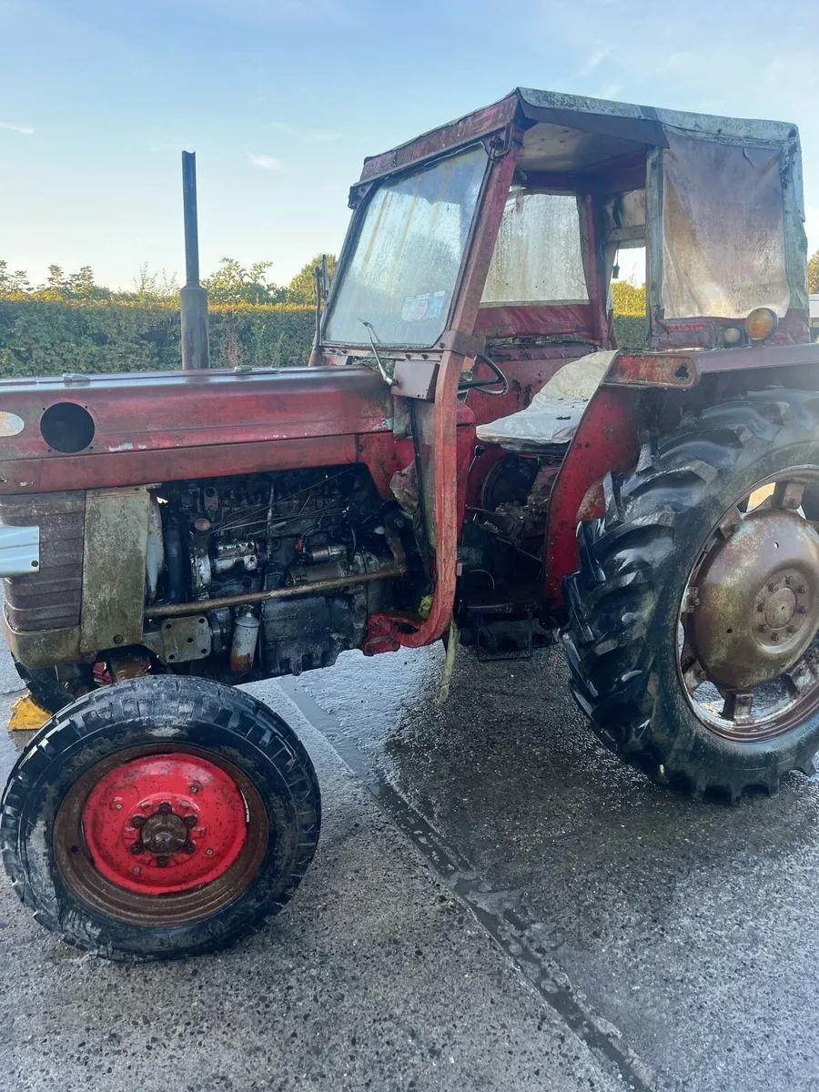 Massey 165 - Image 4