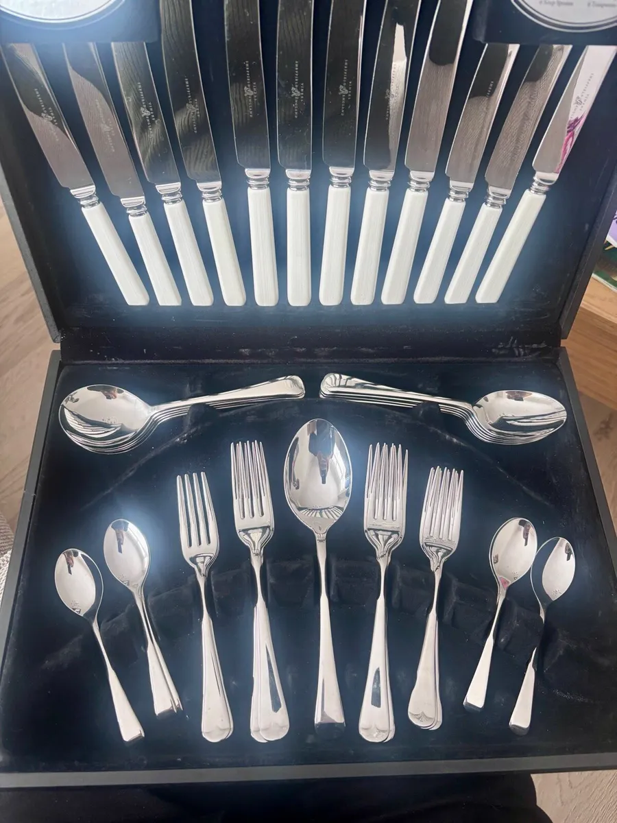 Viners Old English Cutlery - Never Used, 1995 - Image 1