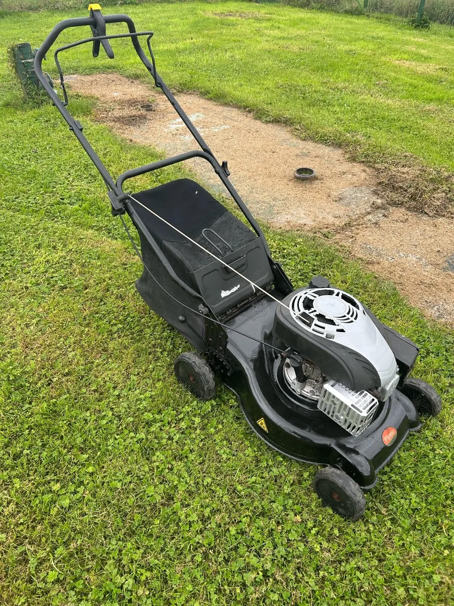 G Mach 18” push lawnmower - Image 2