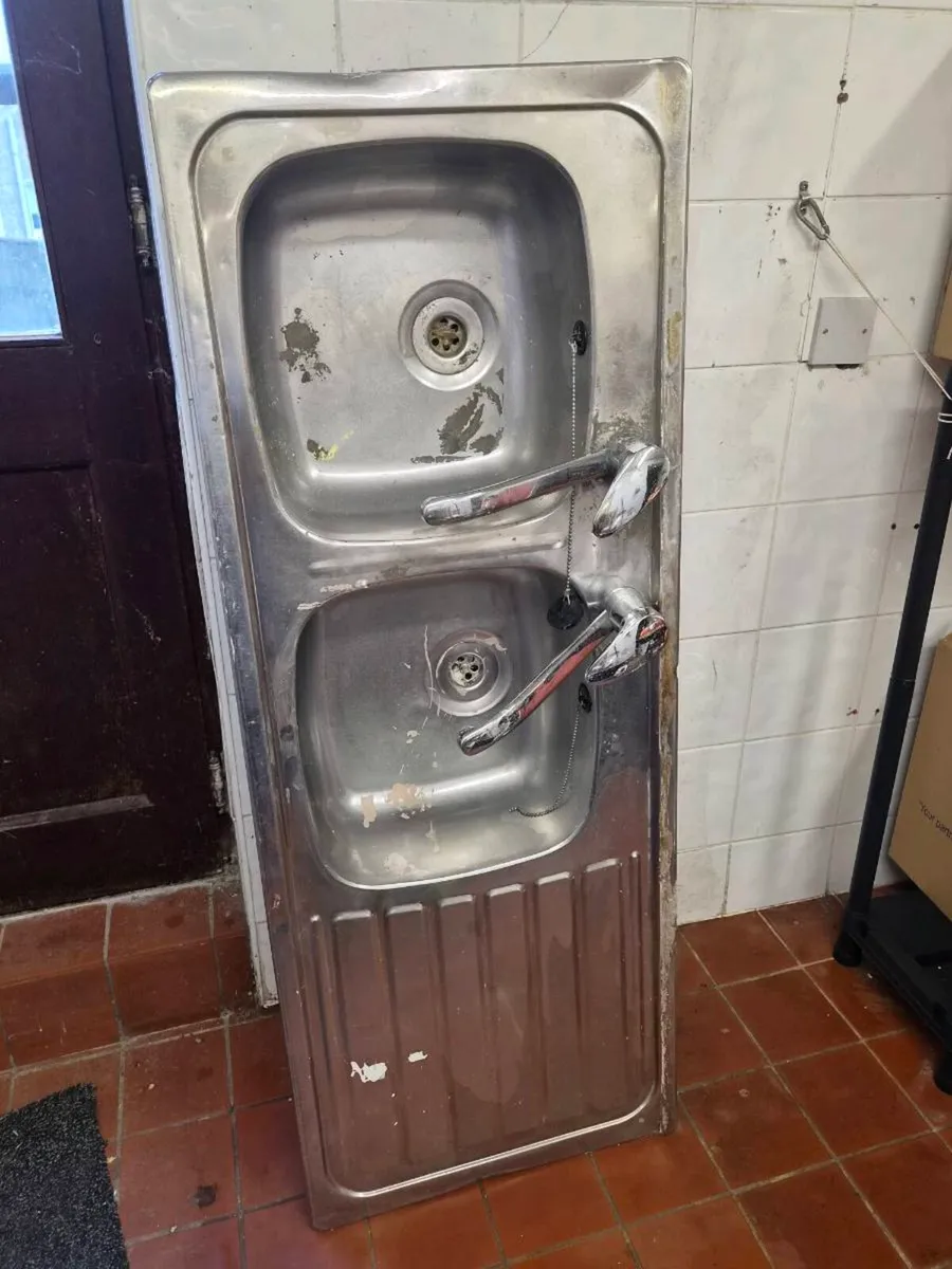 Industrial commertial double sink - Image 1