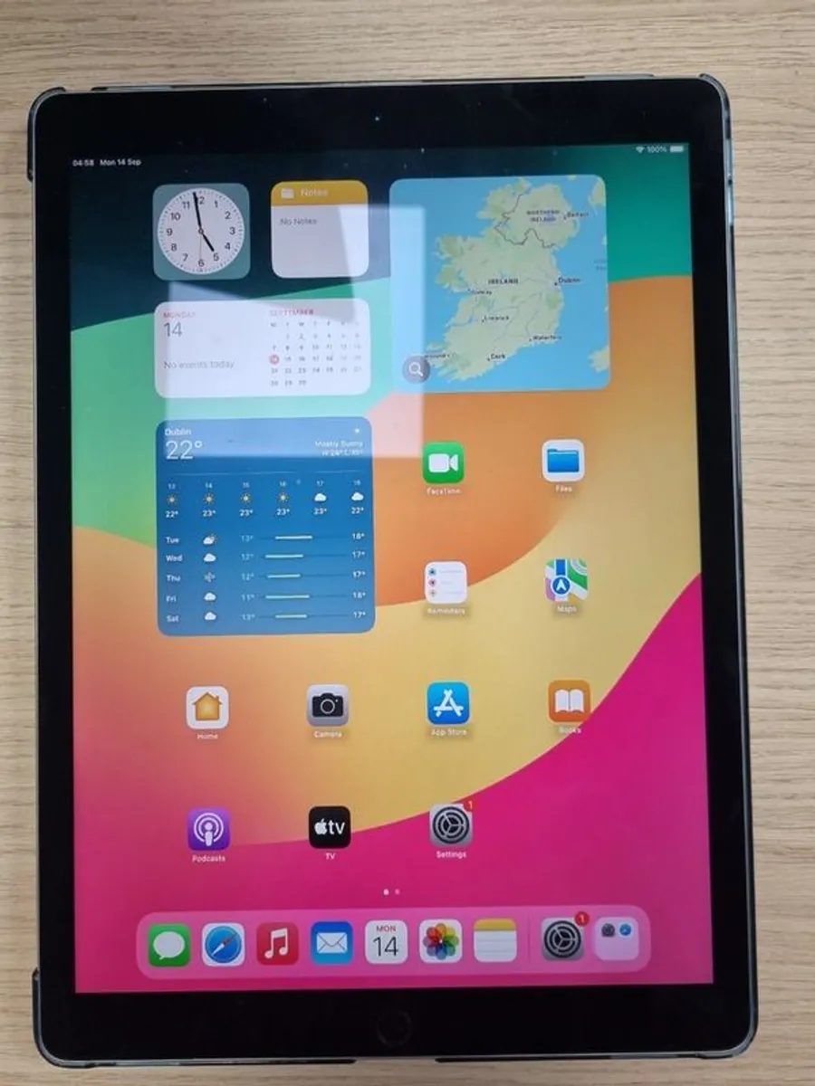 Apple iPad Pro 12.9" - 256GB - Image 1