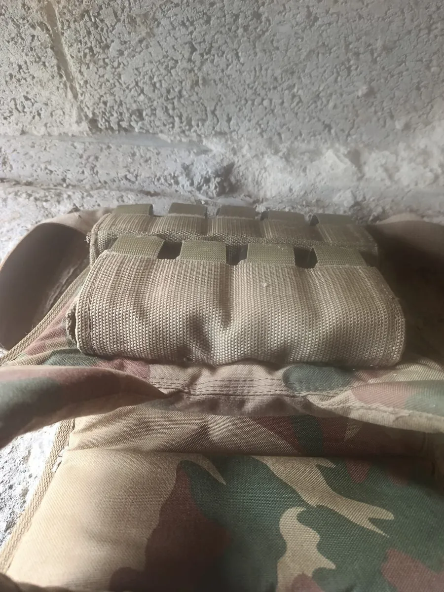 D8 Fitness Weighted Vest - Camo Pattern - Image 2