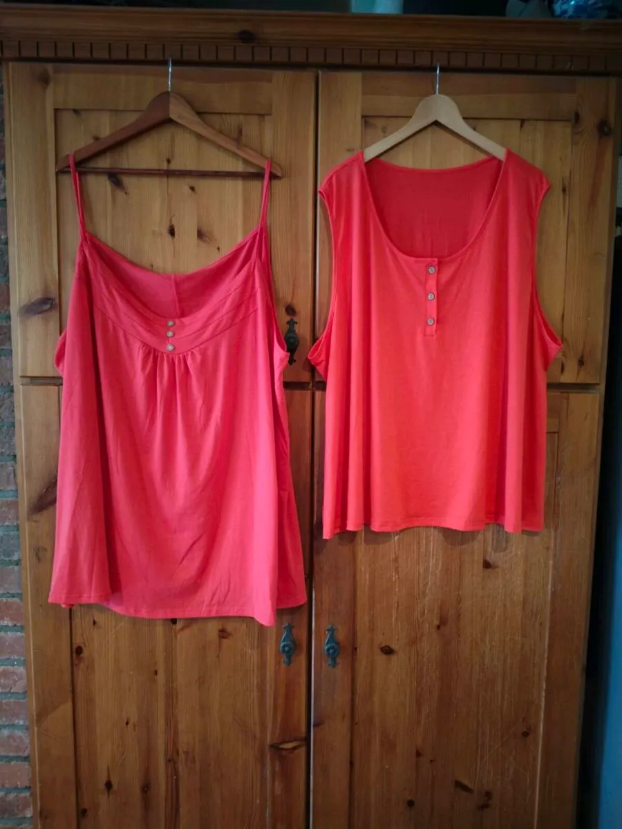 Ladies New summer tops, New never worn, €15 each o - Image 4