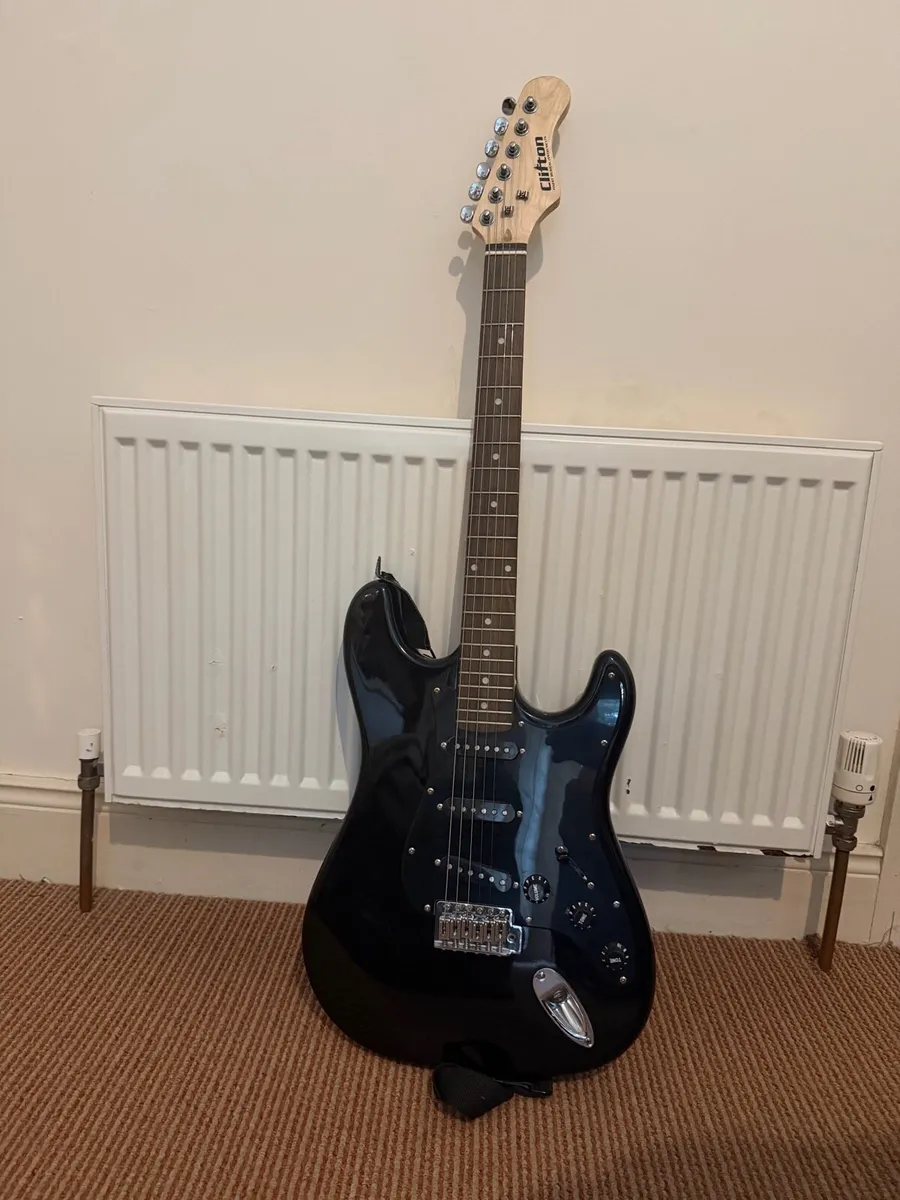 Citron Electric Guitar - Image 2