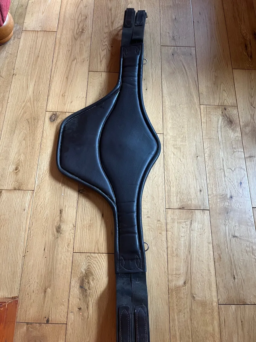 Brown stud girth - Image 3