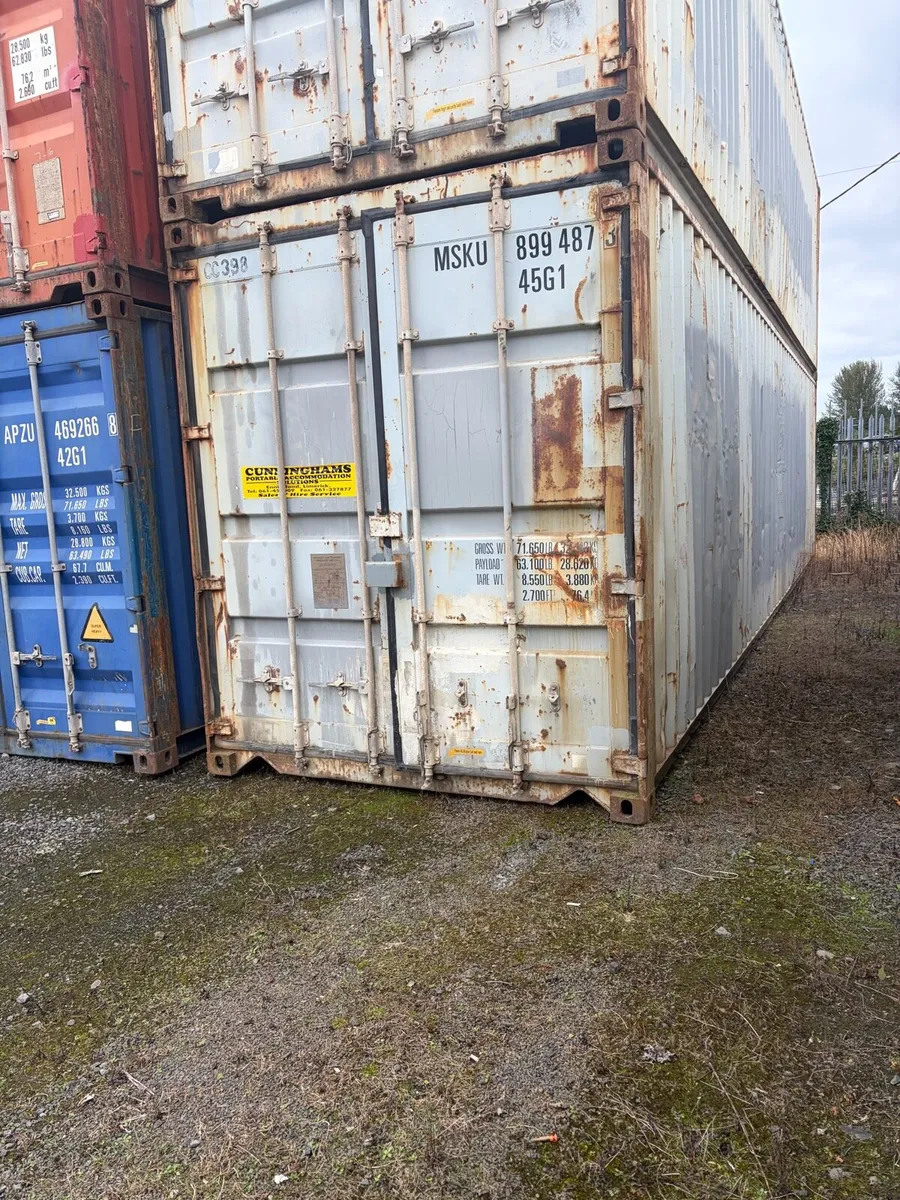 40ft x 8ft shipping container - Image 1