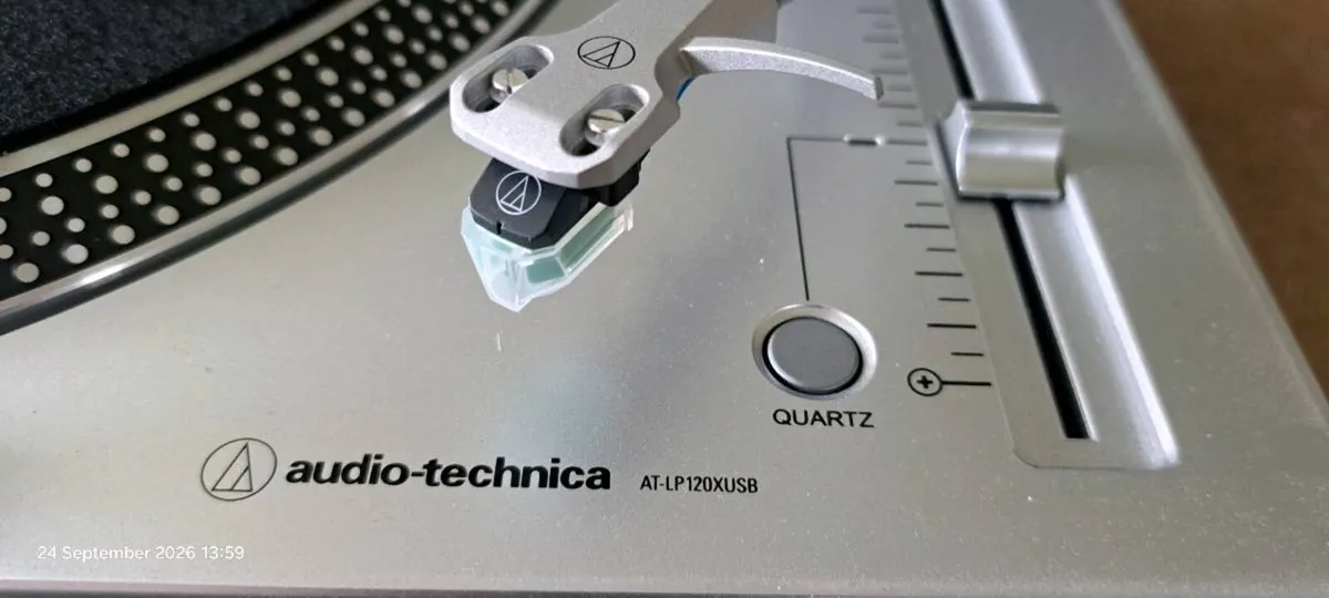 Audio Technica record player - Image 2