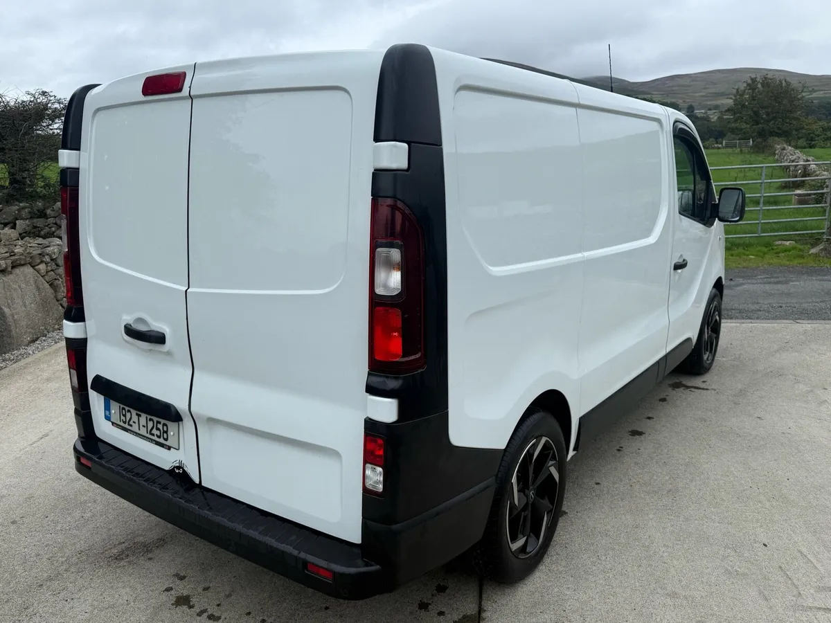 2019 Renault traffic - Image 4