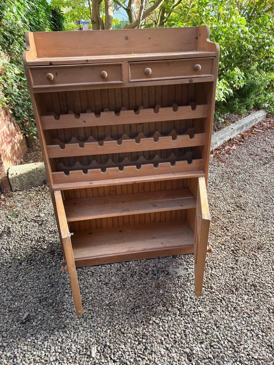 Dresser - Image 2