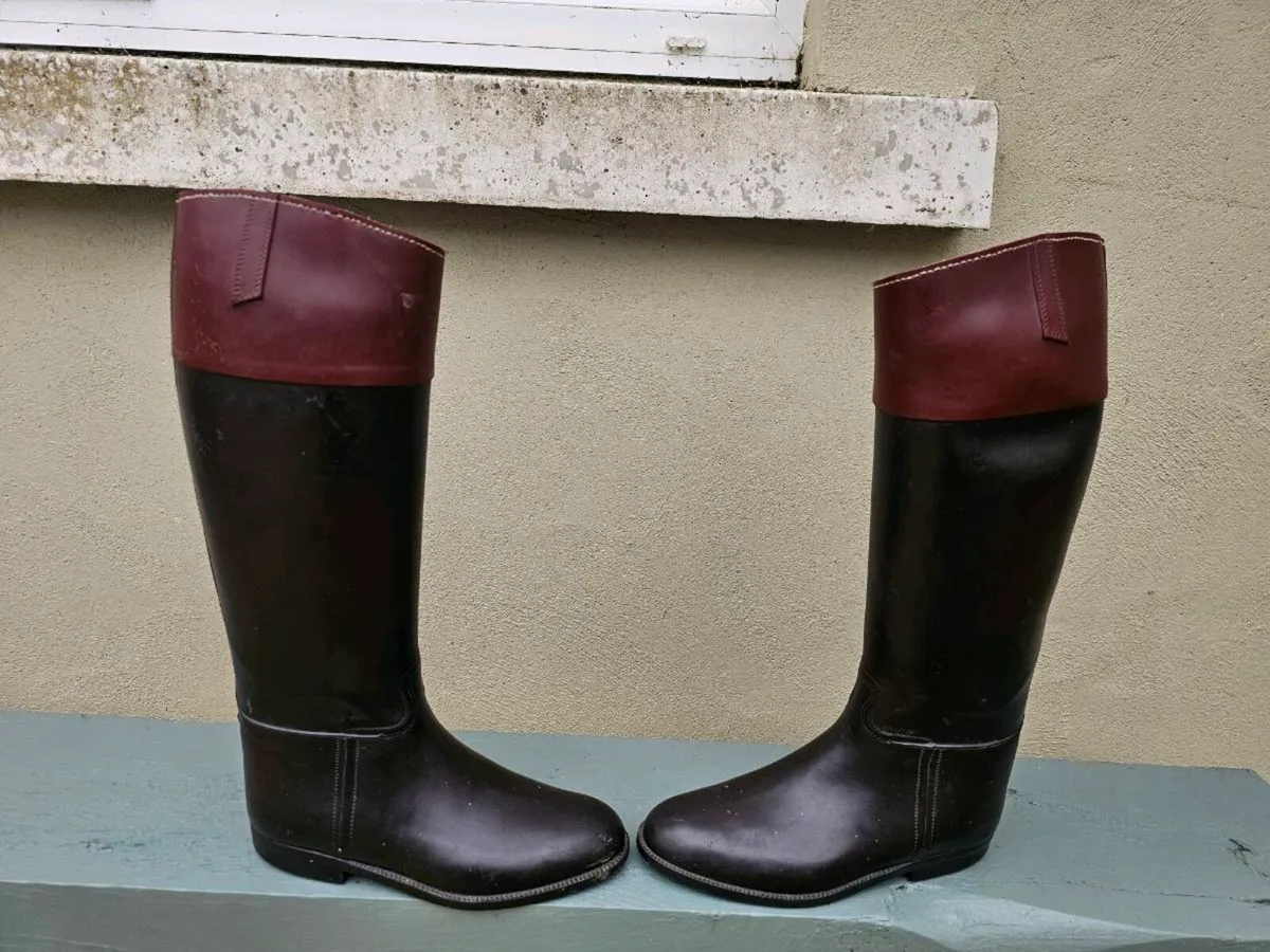 Mahogany Top boots - Image 3
