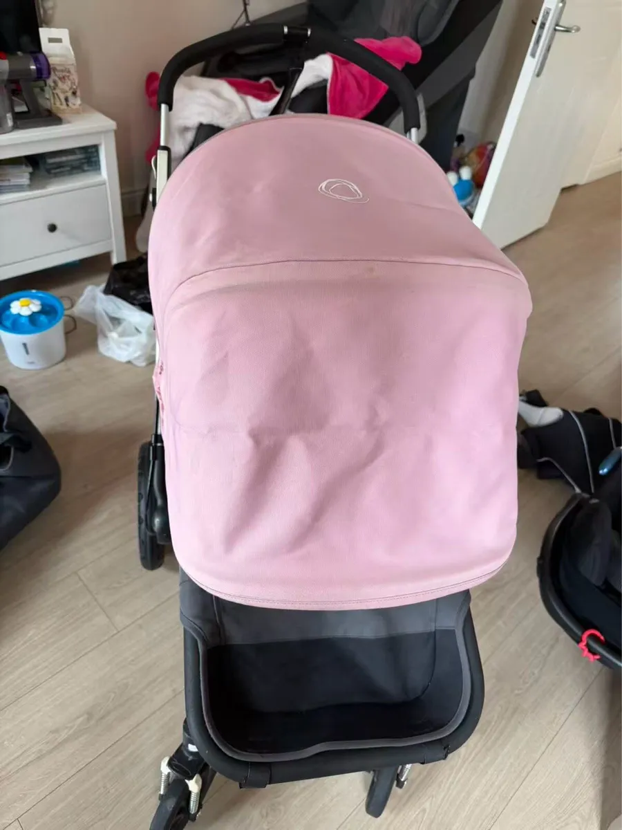 Bugaboo Buggy pram and maxi car seat - Image 2