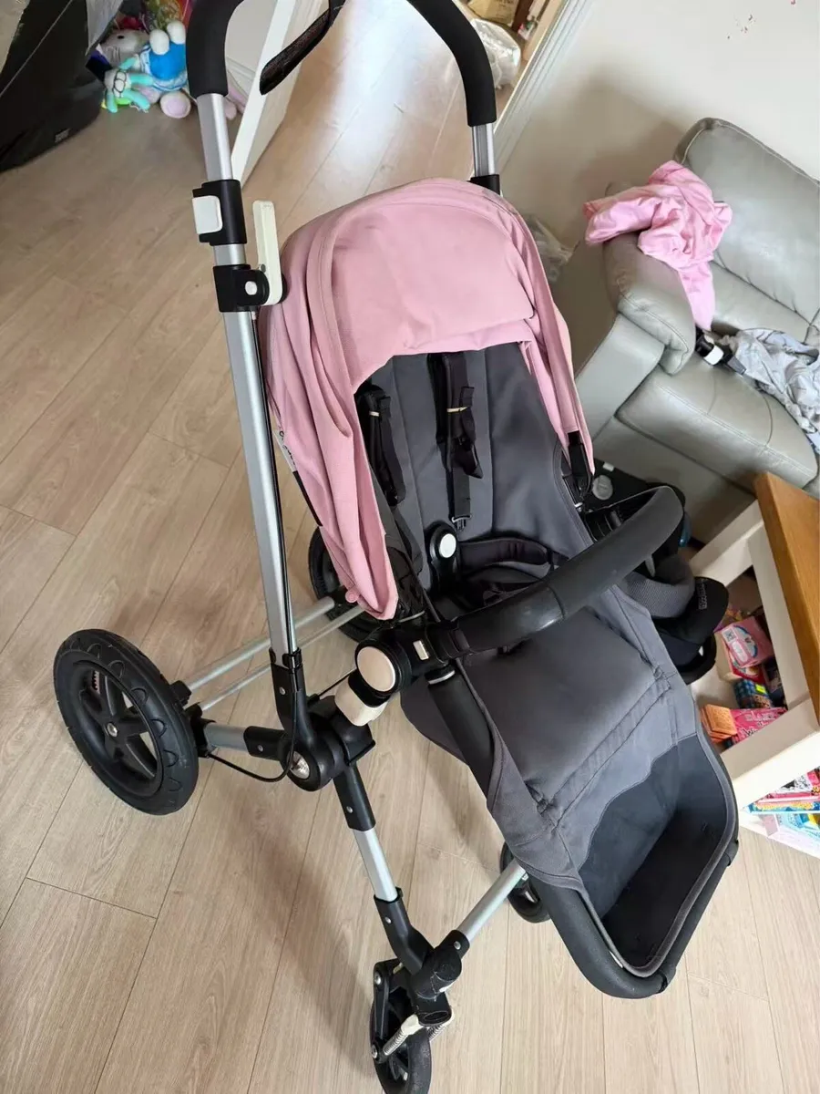 Bugaboo Buggy pram and maxi car seat - Image 3