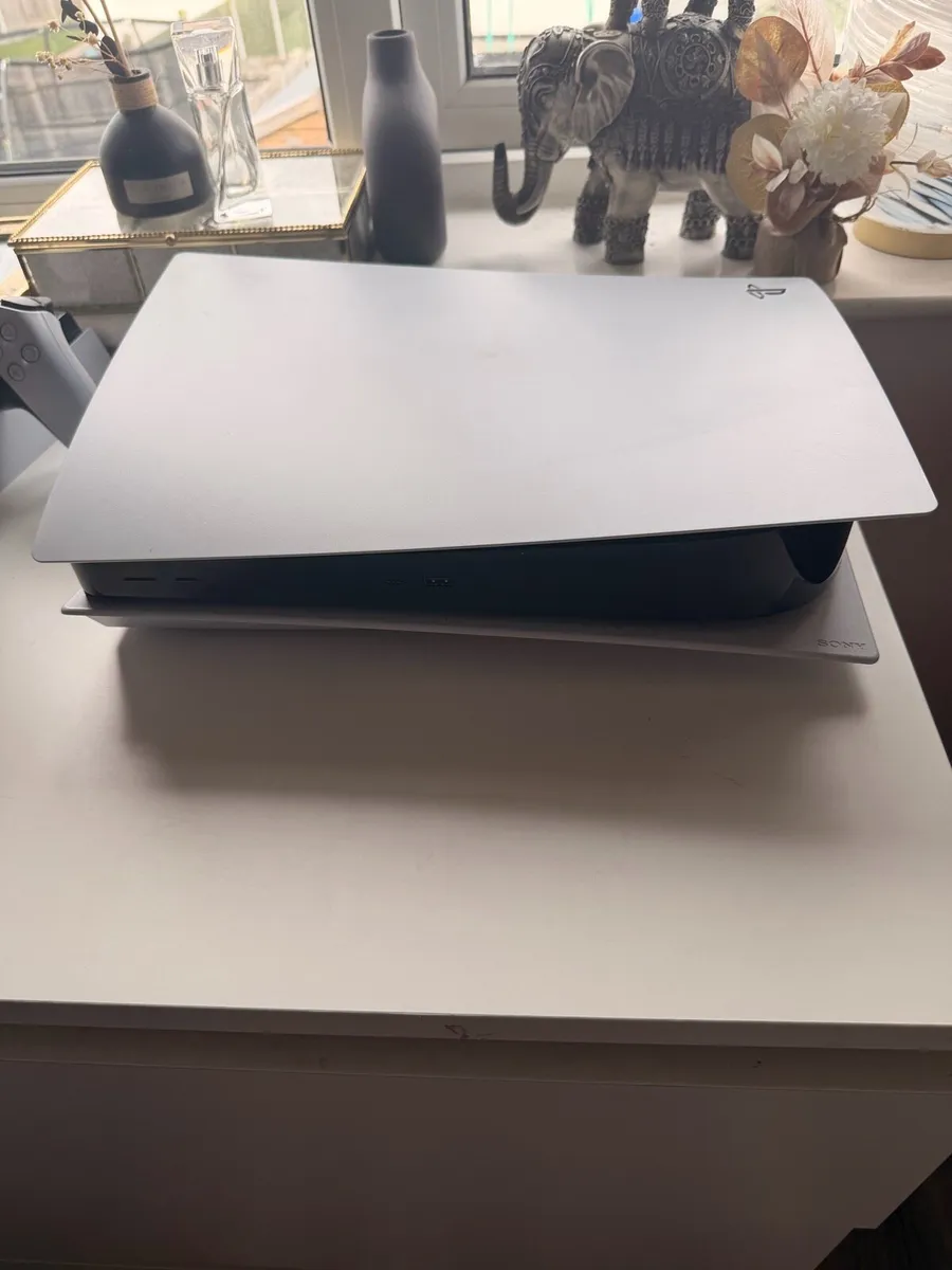 PlayStation 5 disc version - Image 2