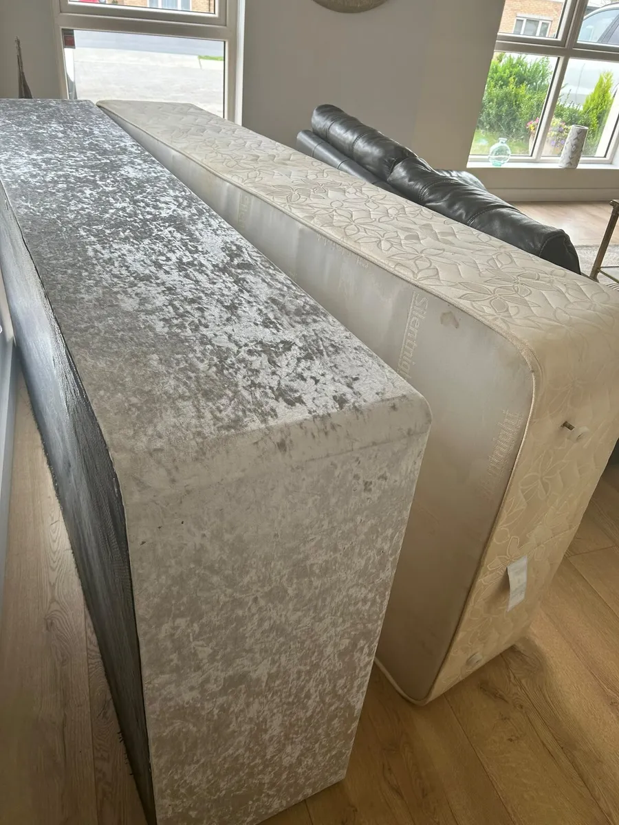 Single bed and base plus single base bed - Image 1