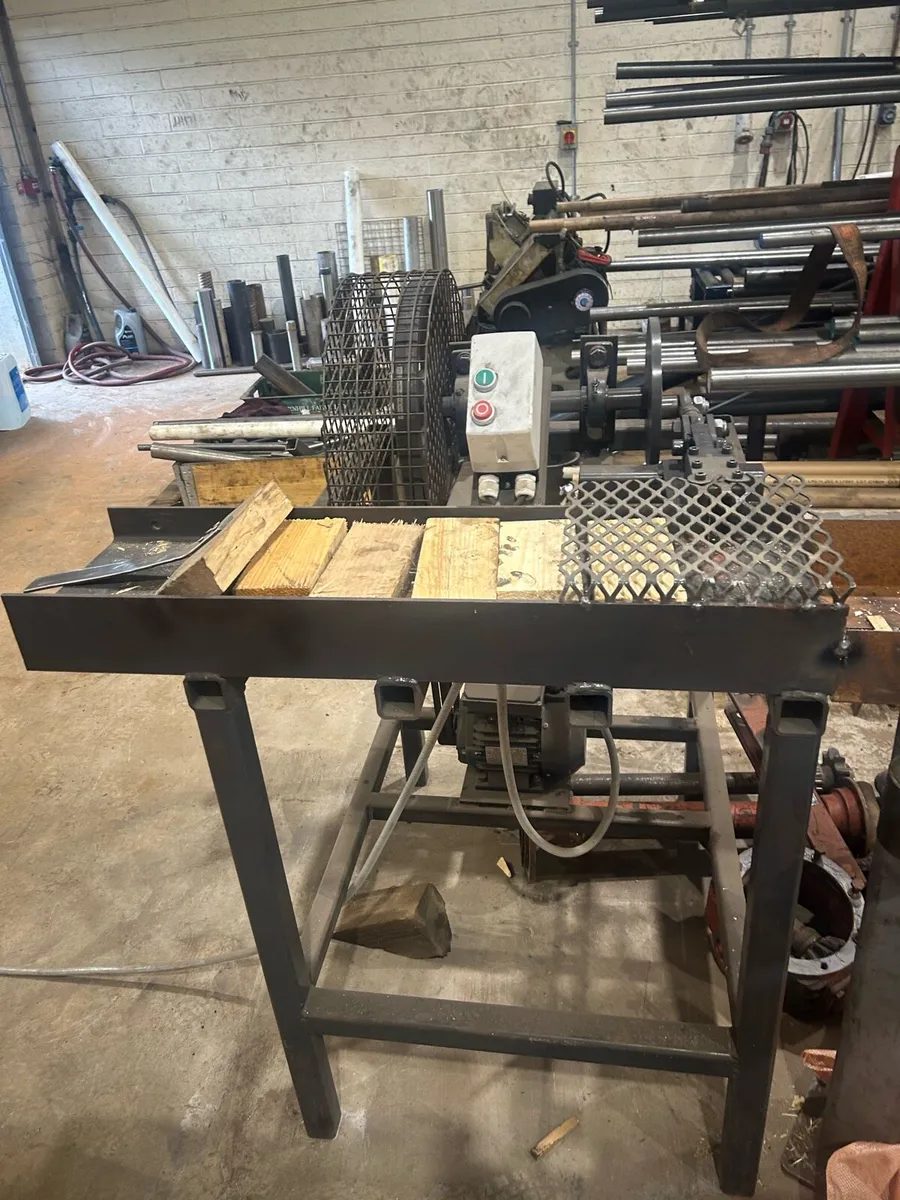 Kindling Machine - Image 1