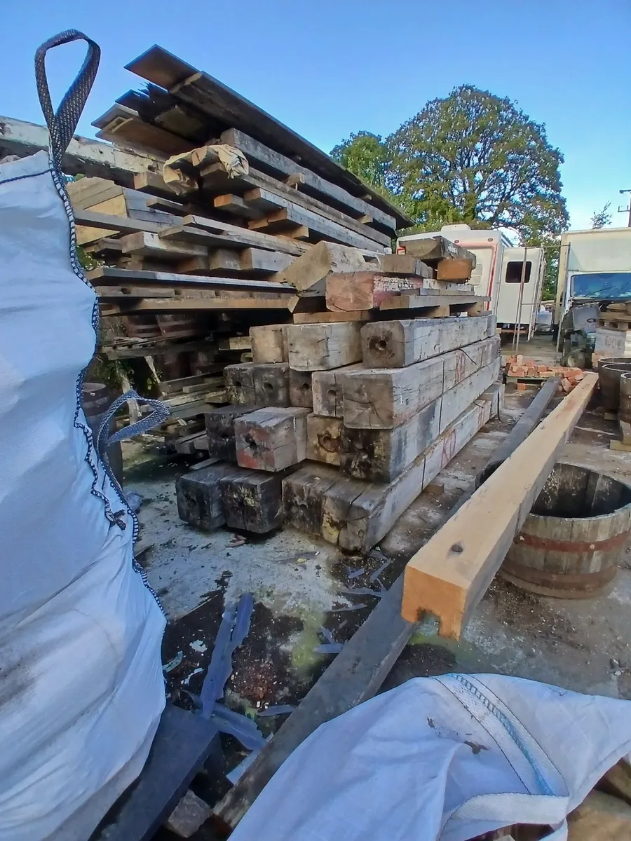 EXTENSIVE RANGE OF RECLAIMED BEAMS & STRUCTURAL TI - Image 3