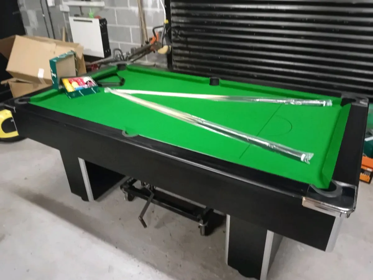 Pooltable - Image 1