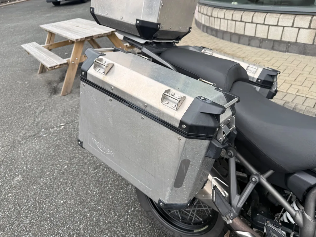 2017 Triumph Tiger 1200 Explorer XCA - Image 2