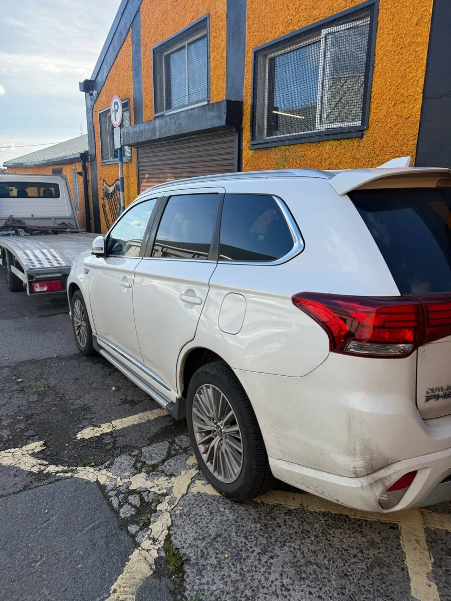 Mitsubishi Outlander 2019 - Image 3