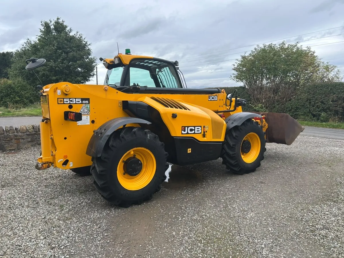 JCB 535-95 2021 2400 hours - Image 4
