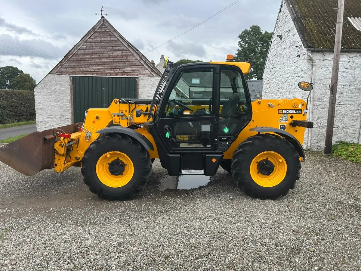 JCB 535-95 2021 2400 hours - Image 2