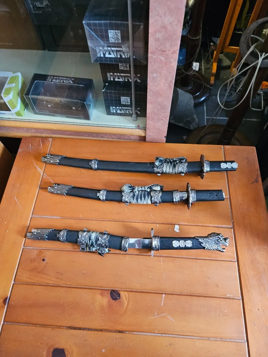 Display Swords - Image 1
