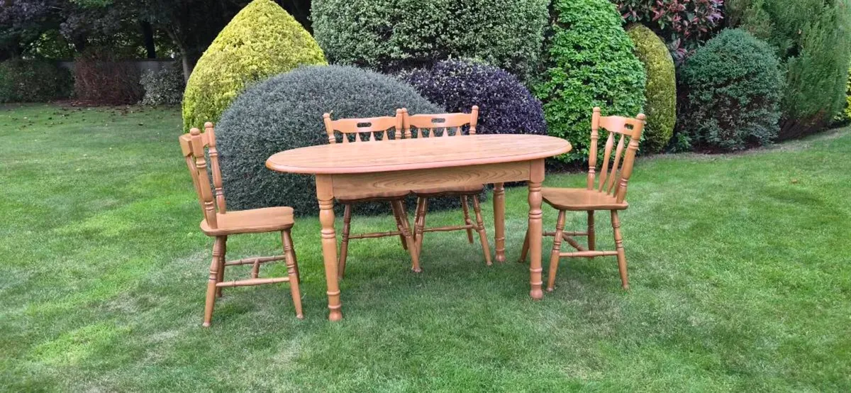 Kitchen Table & 4 Chairs - Image 2