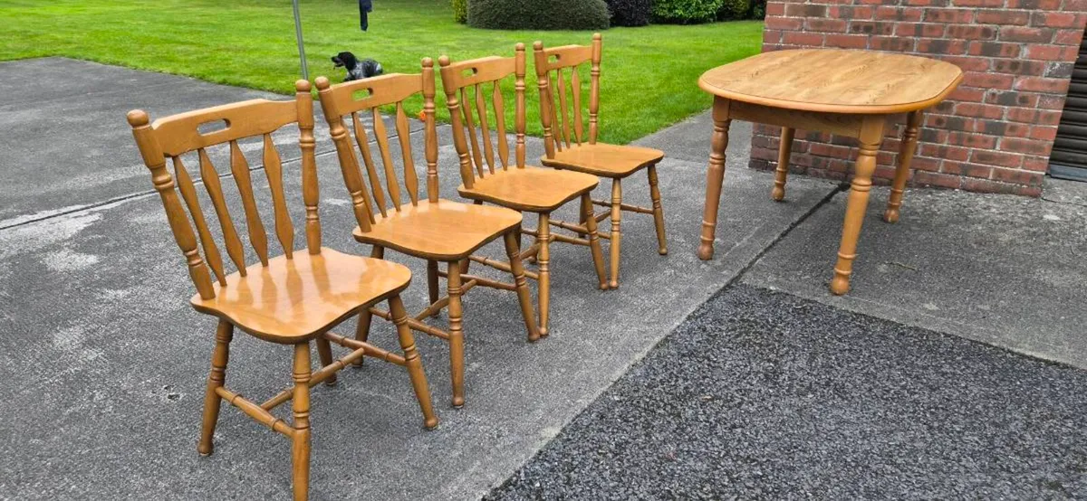 Kitchen Table & 4 Chairs - Image 4