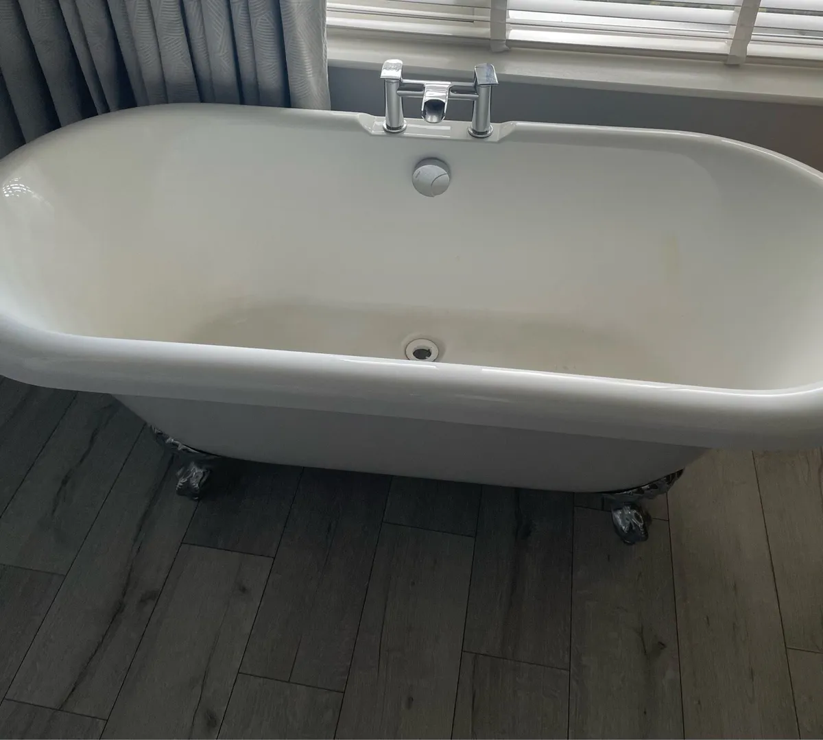 Free standing bath - Image 1