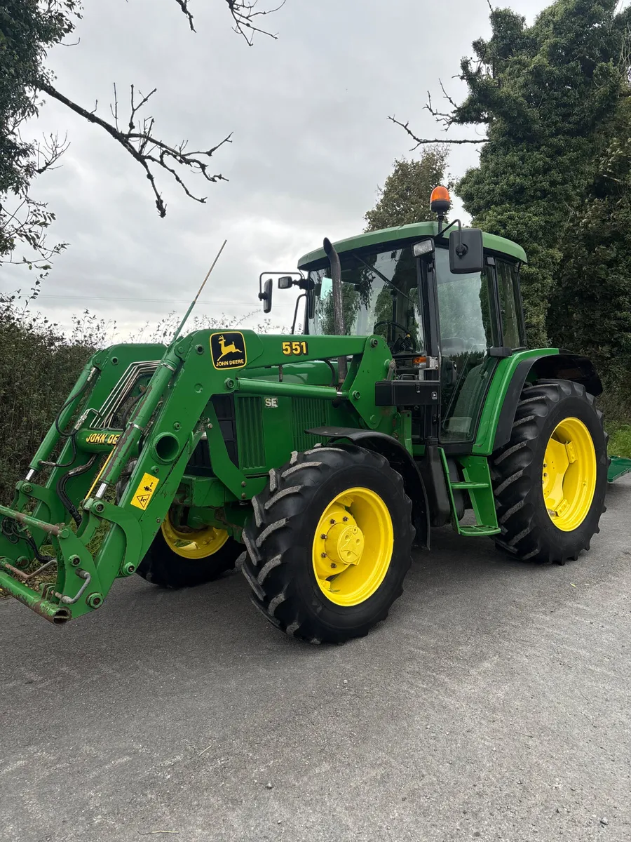 John Deere 6010 with 5224 genuine hours - Image 1