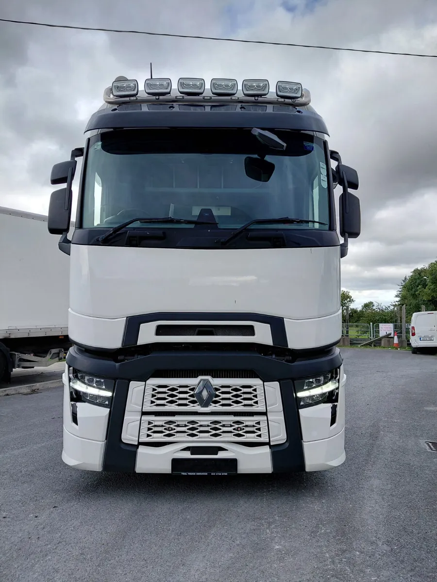 Choice Of 2023 Renault T-High 520 Tractor Units - Image 2