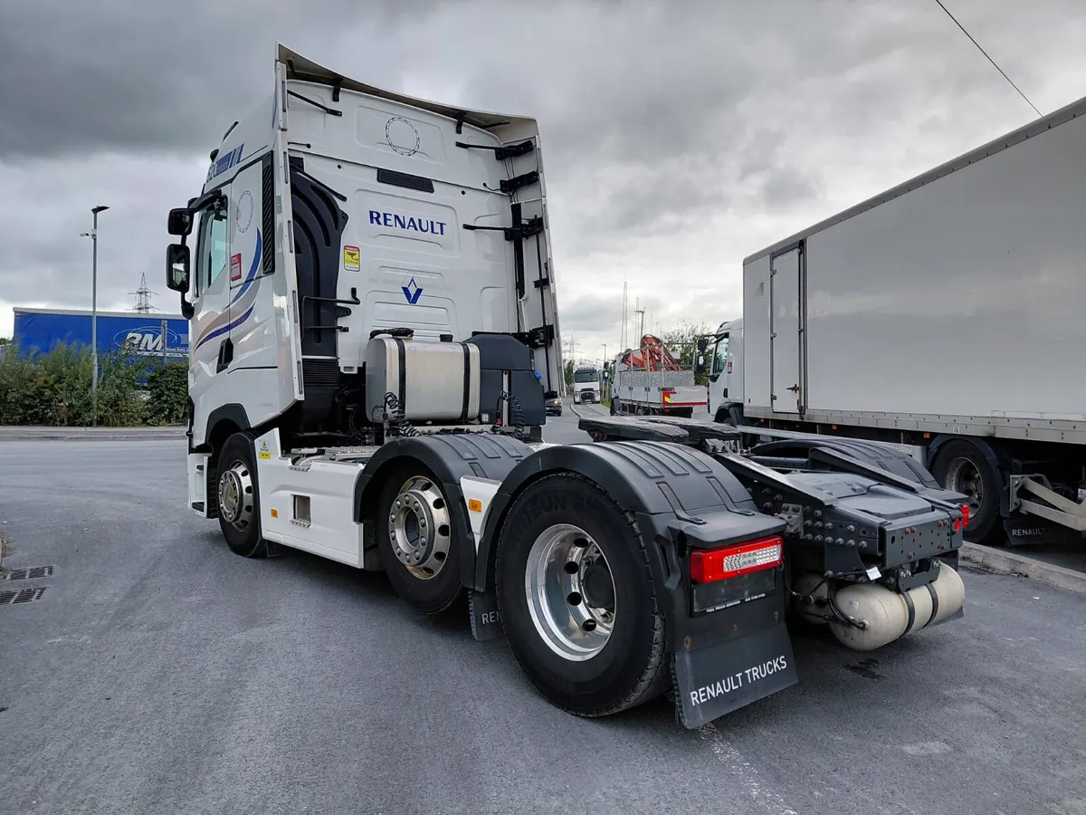 Choice Of 2023 Renault T-High 520 Tractor Units - Image 4