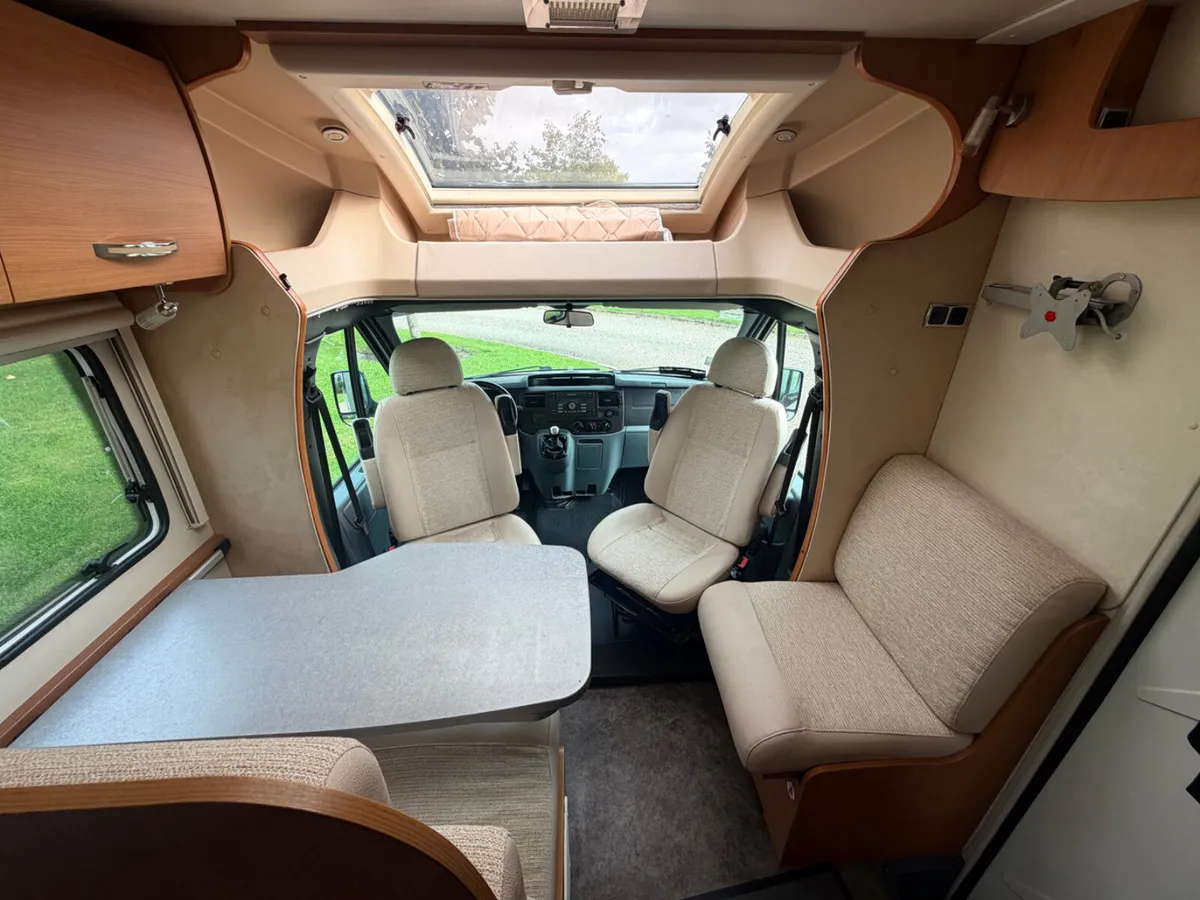 2012 CHALLENGER GENESIS 58 L.HD. LOW PROFILE - Image 4