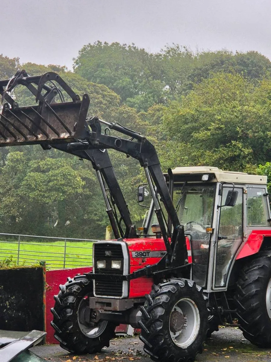 TANCO LOADER MASSEY FERGUSON 390T - Image 1