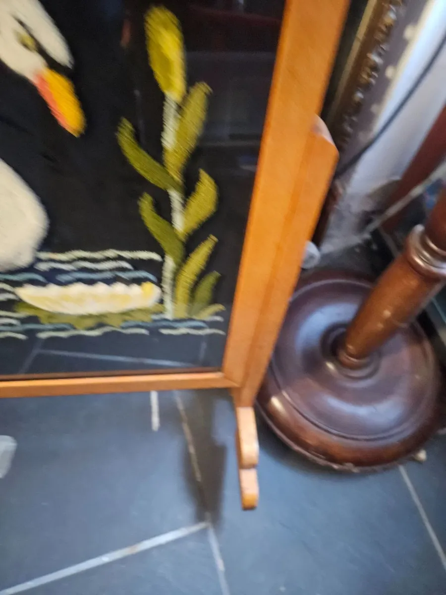 Vintage Retro Mid Century Embroidered Fire Screen - Image 3