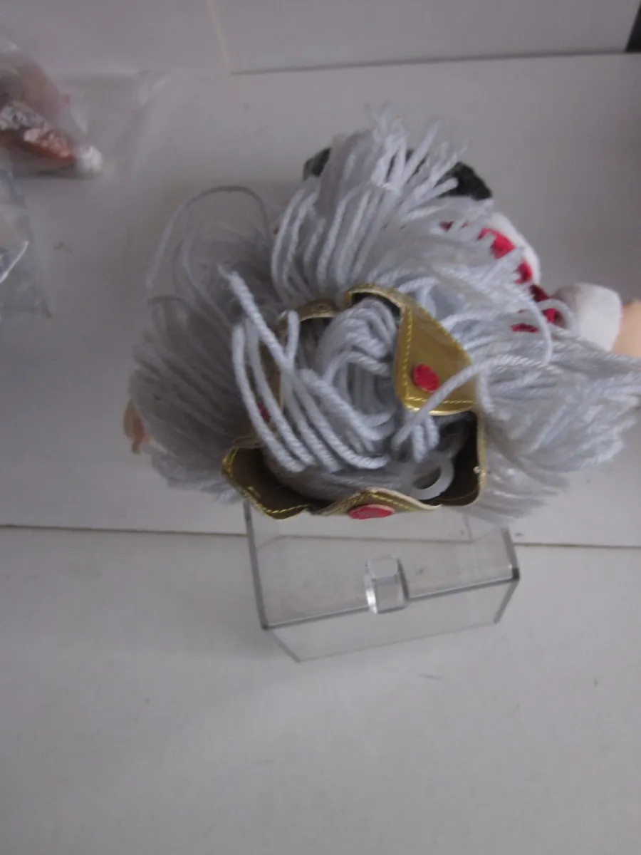 Fiesta Crafts Tellatale King and Queen Hand Puppet - Image 4