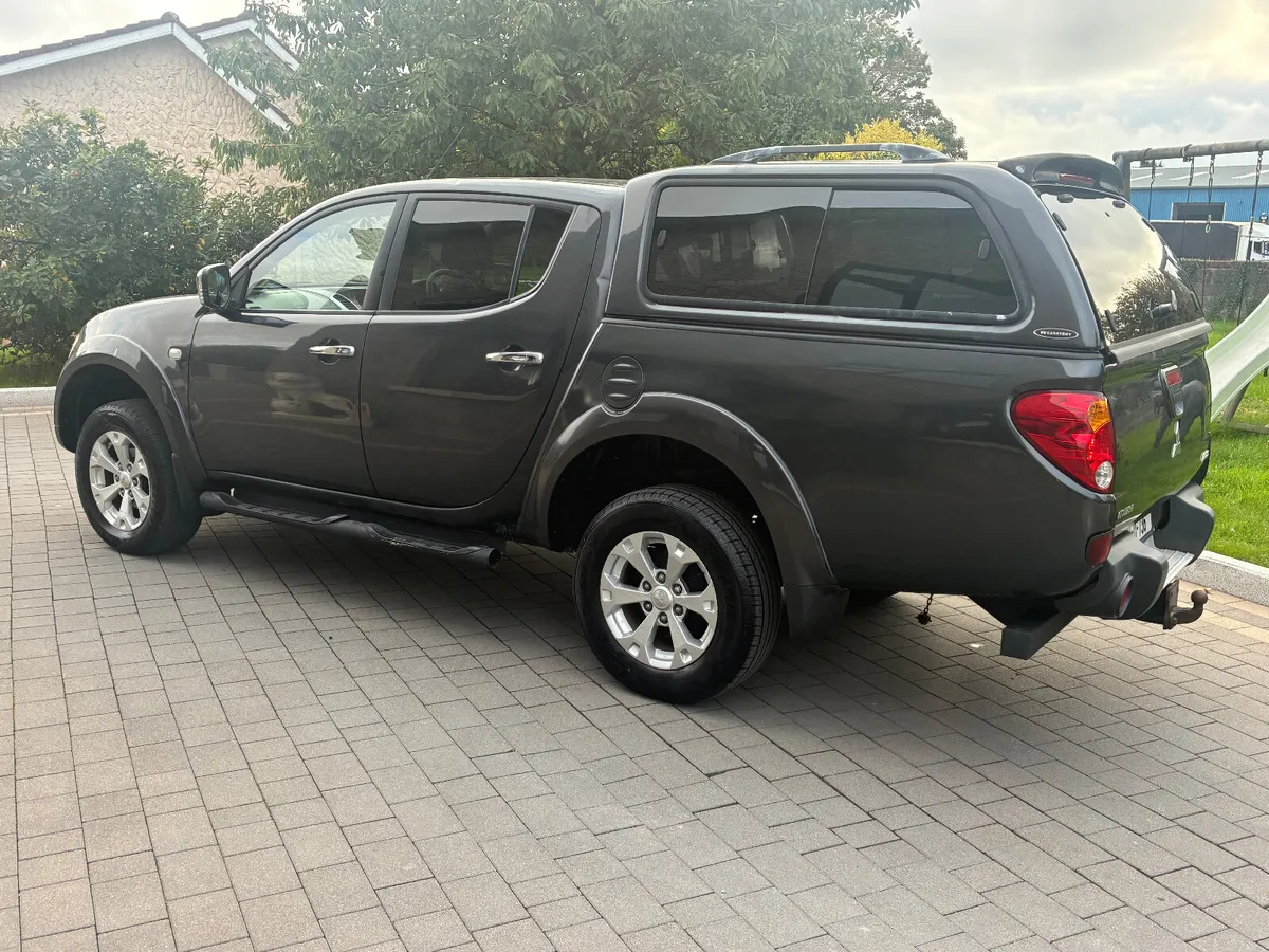 2013 Mitsubishi L200 *new doe low kms* - Image 4