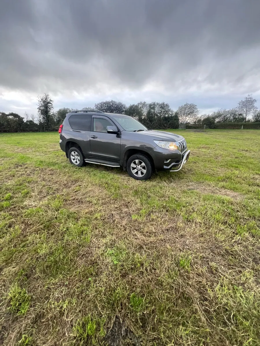 2018 Swb Land Cruiser - Image 4
