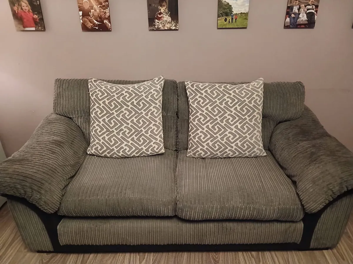 Sofa 3+ 2 Seater sofa - Image 1