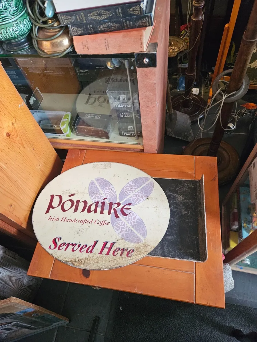 Poʻnaìre Irish Handcrafted Coffee Shop Sign - Image 2