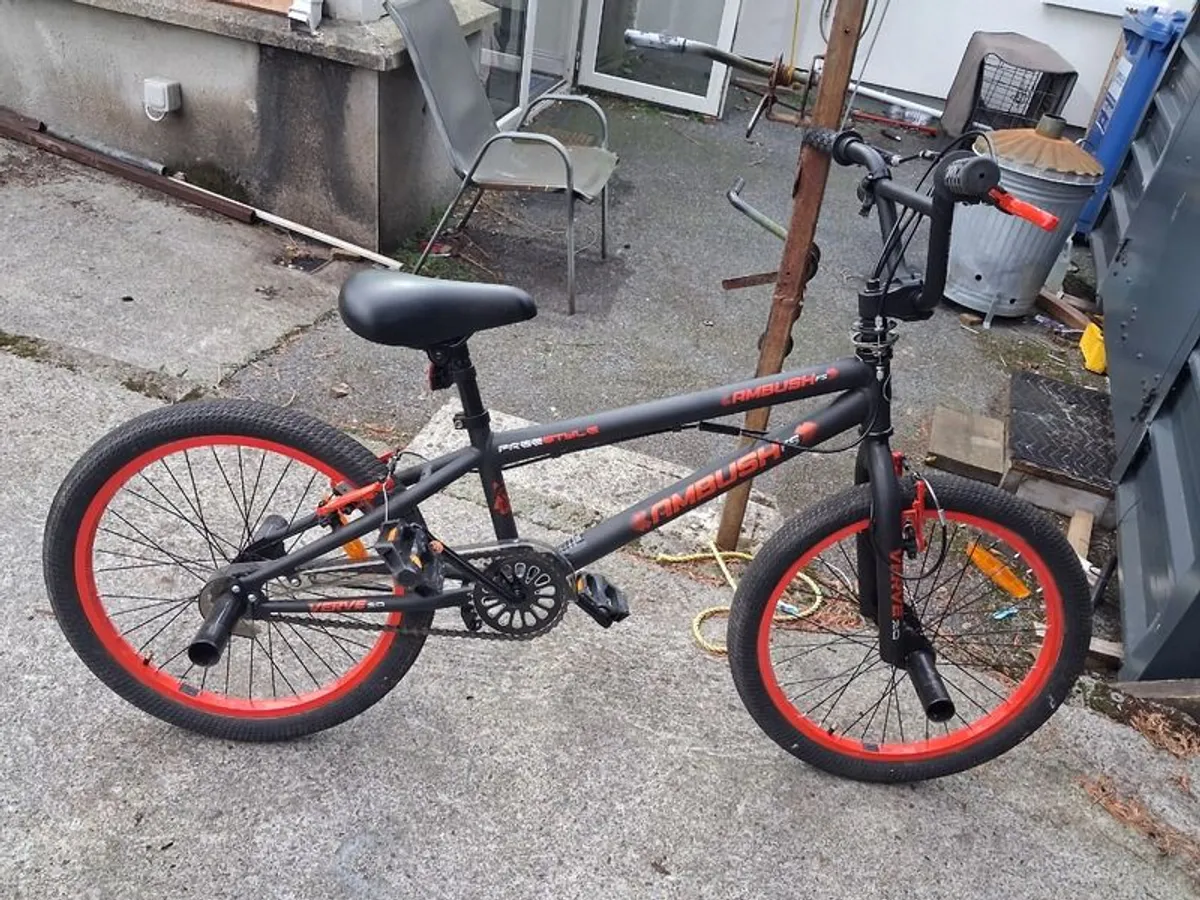 20" Ambush freestyle bmx bike