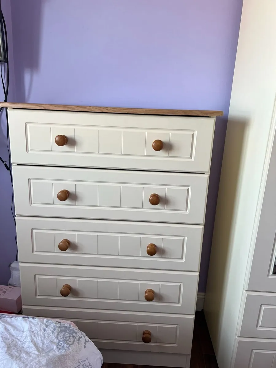 Bedroom furniture - wardrobe, nightstand, drawers - Image 2